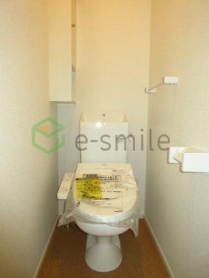 【トイレ】 | ミラクル・メゾン | ゆったりとした空間のトイレです