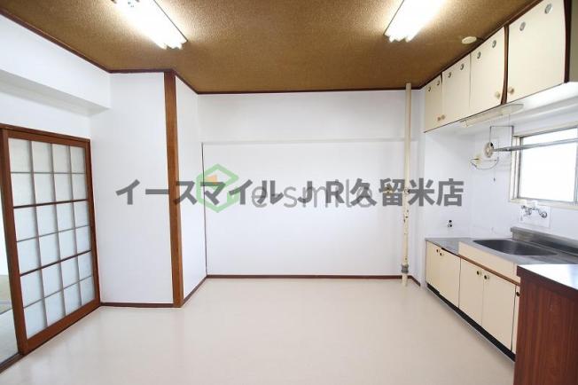 【居間・リビング】 | ベアーズマンション | おしゃれな居間です