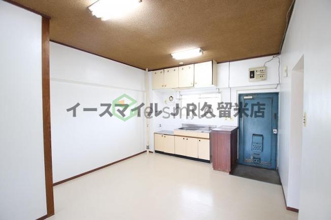 【居間・リビング】 | ベアーズマンション | おしゃれな居間です