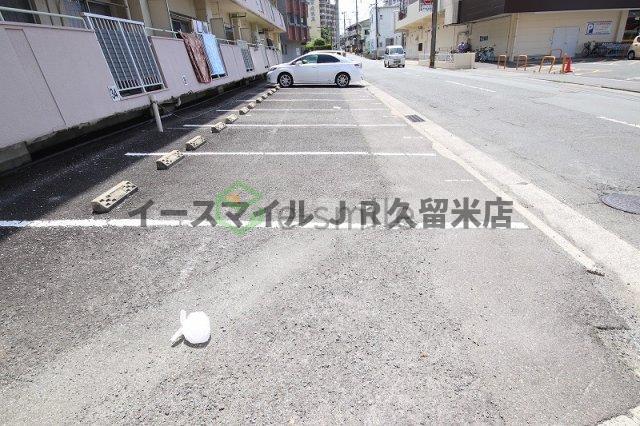 【駐車場】 | ベアーズマンション | 駐車場があります