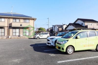 【駐車場】 | リビングタウン江戸屋敷 D棟 | 駐車場です