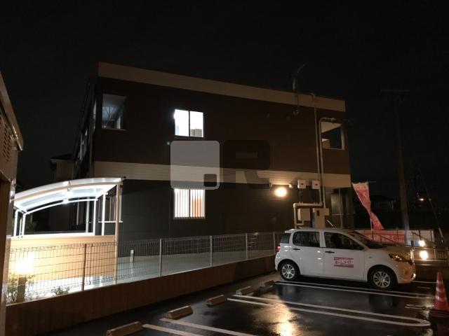 【外観】 | エルバージュ古見 | 外観写真（夜）