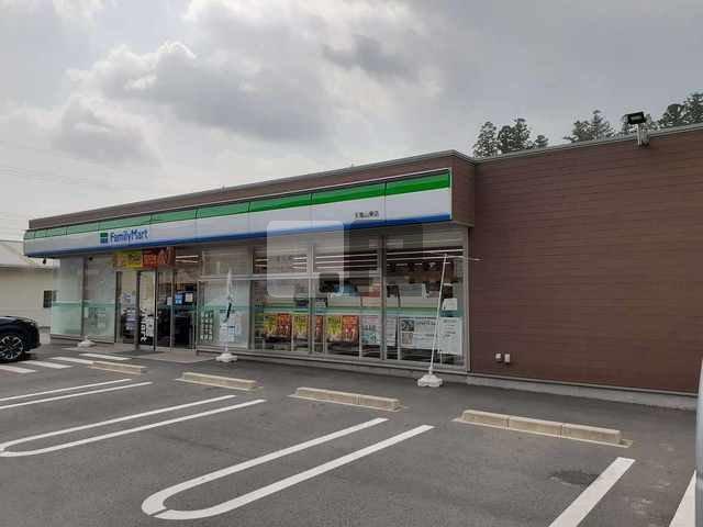 【周辺】 | パストラルガーデンＢ | ファミリーマート 天竜山東店まで800m