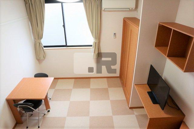 【その他】 | レオパレス灯 | 絨毯の色はお部屋によって異なります