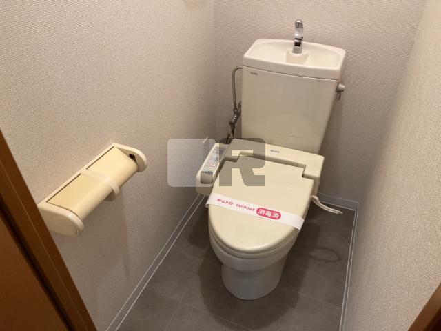 【トイレ】 | カーサ・アルビレオ | シャワー付トイレ