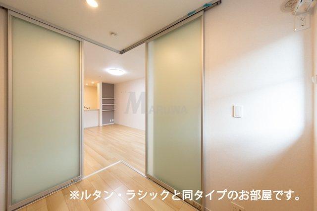【内装】 | エターナル　ヴィレッジⅡ | 内装は落ち着いています