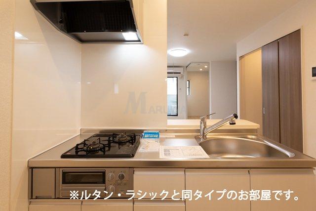 【キッチン】 | エターナル　ヴィレッジⅡ | キッチンでお料理をお楽しみください